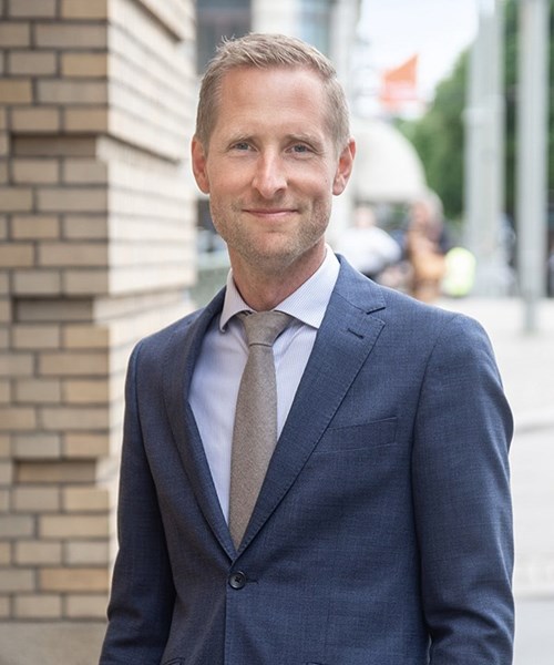 Mikael Andersson)